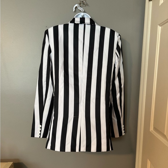 Men's Humbug Striped Suit - Picture 5 of 11